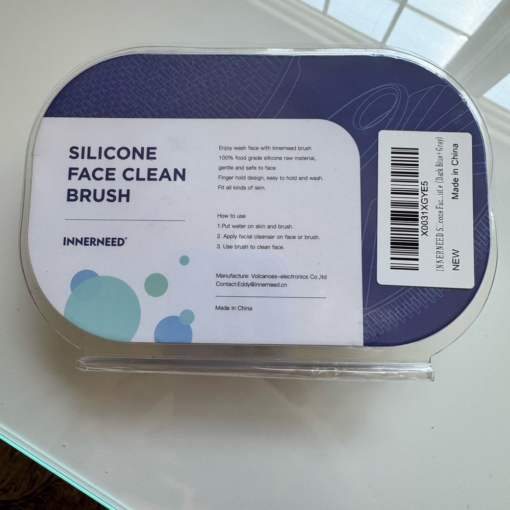 NIB Set of 2 Silicone Face Scrubber Clean Brush in Blue & Gray - Picture 2 of 4